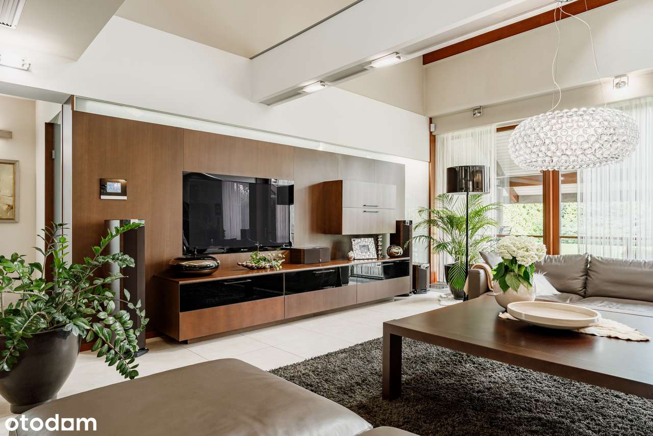 Wyjątkowa rezydencja - klasyczna elegancja +pełna automatyka SMARTHOME-1