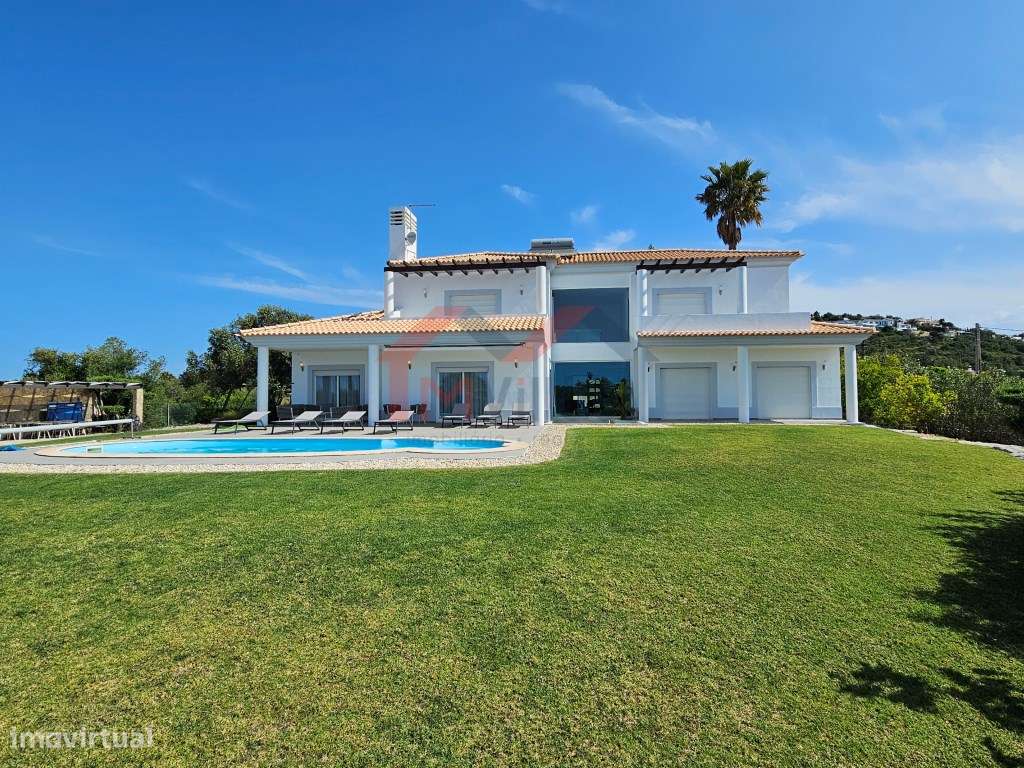 Moradia V4 Com Vista Mar E Piscina Loule