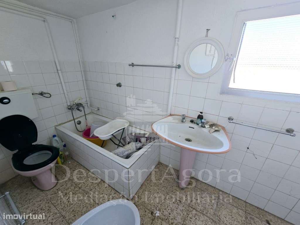 Moradia Térrea na Barroca com terreno e poço (Sem LU)-8