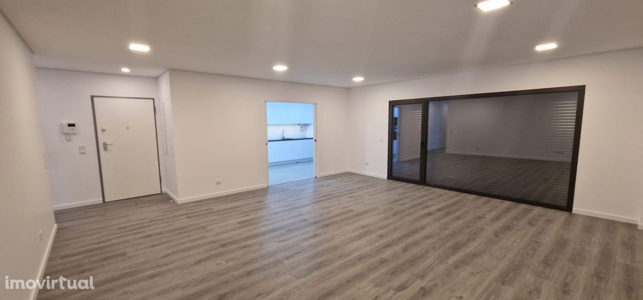 Apartamento T3 novo no Montijo