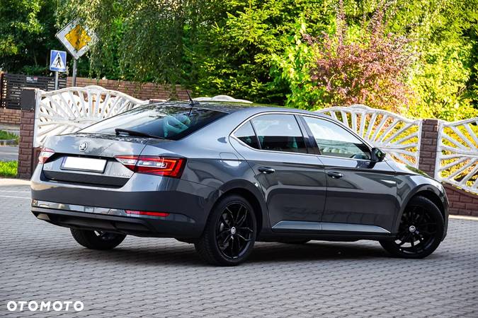 Skoda Superb - 21