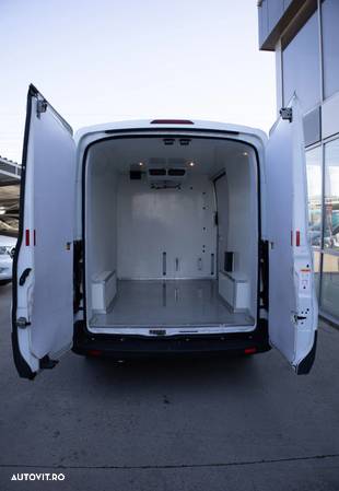 Ford Transit - 18