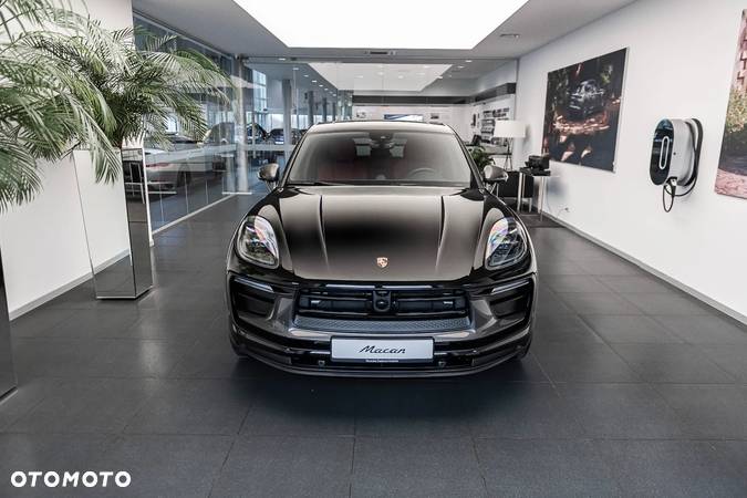 Porsche Macan T - 29