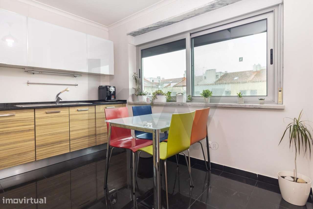 Vende T3 Duplex Condominio Privado Jardim Central em Alhos Vedros - Grande imagem: 4/60