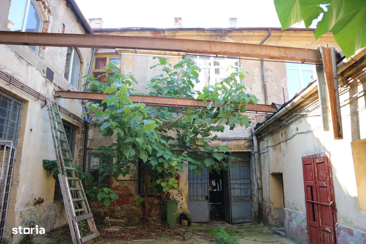 Vanzare imobil in centrul Aradului-2