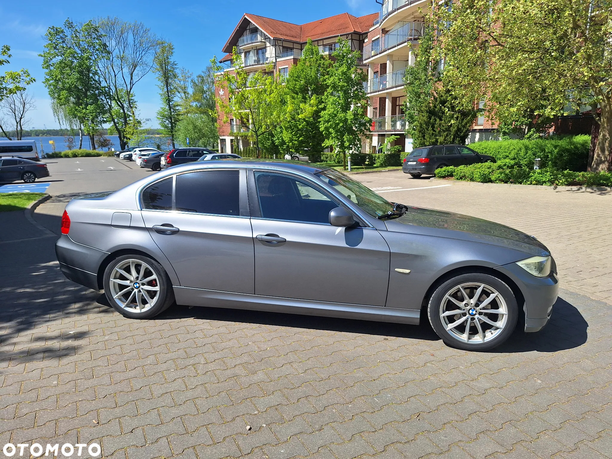 BMW Seria 3 318i - 2