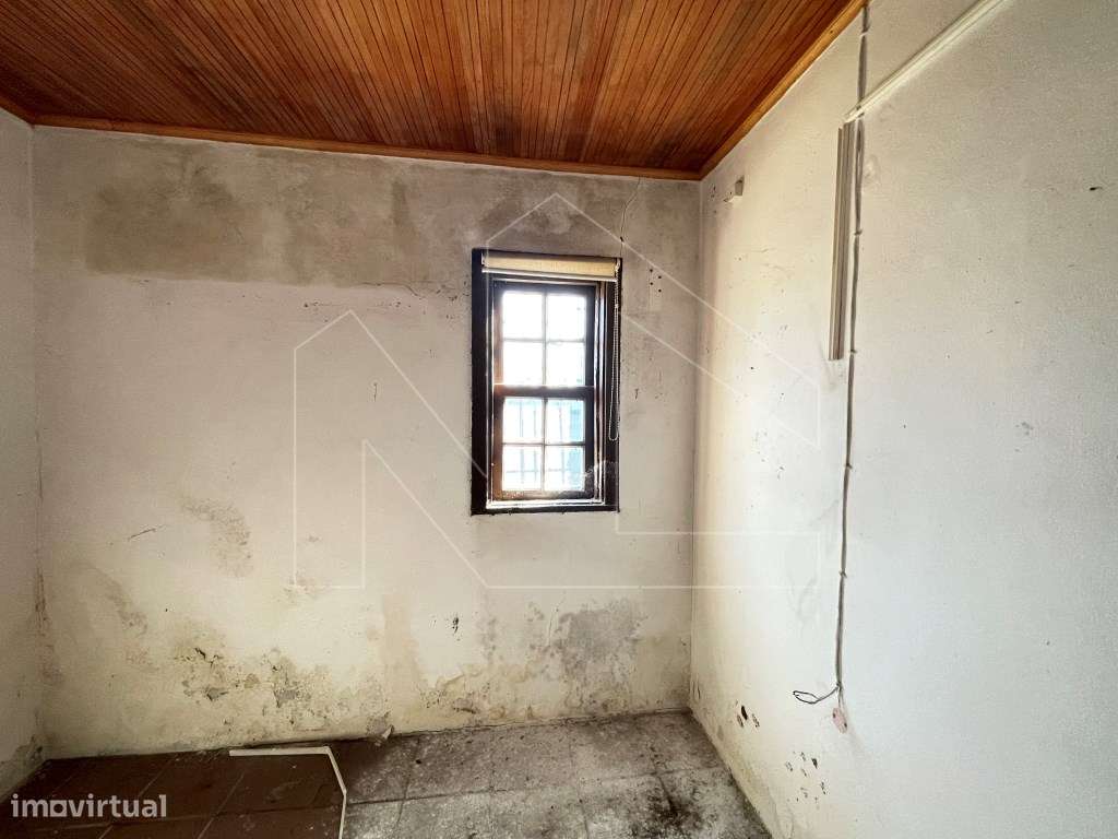 Moradia T2 - Sangalhos - Grande imagem: 4/9