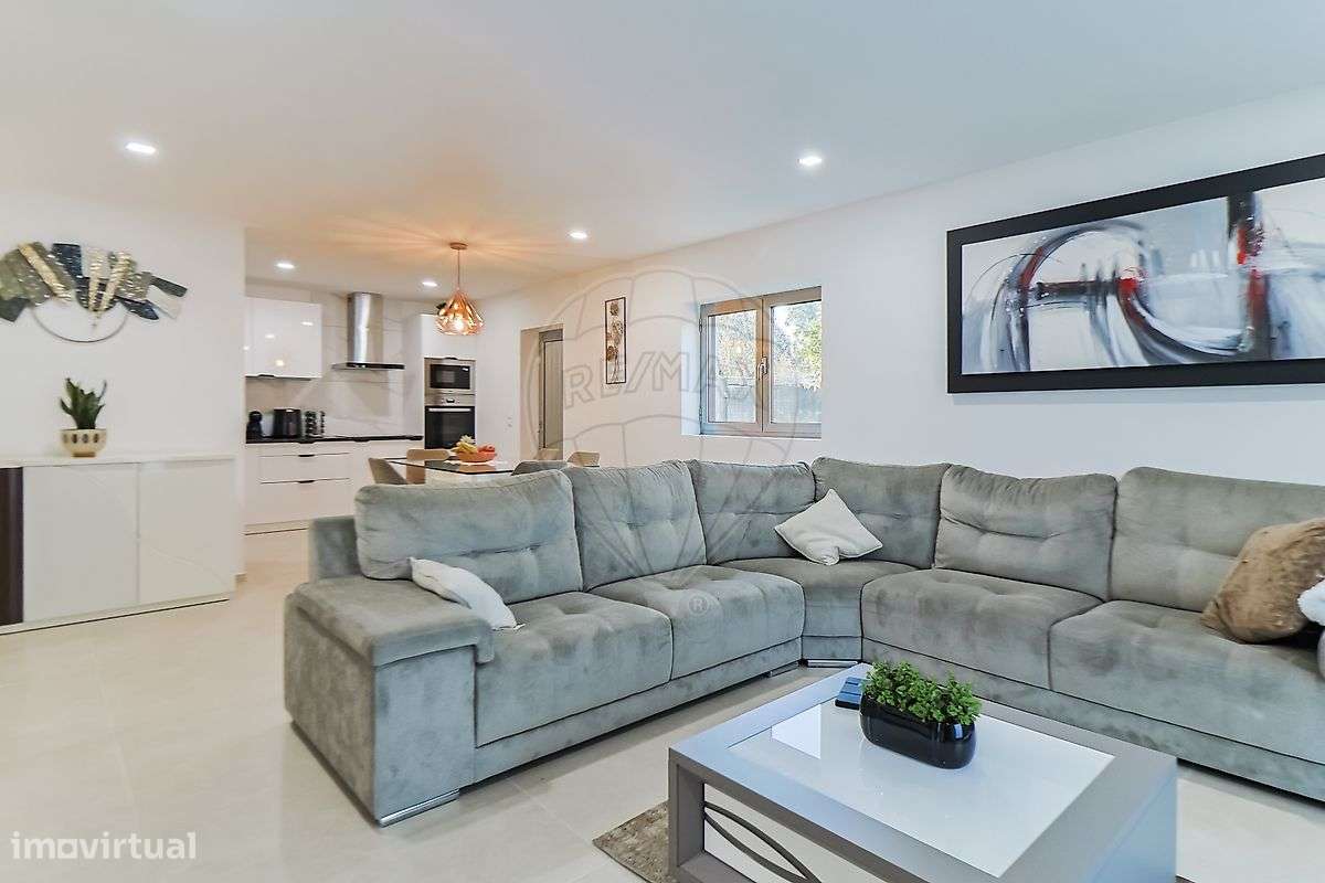 Moradia T8 para venda - Grande imagem: 4/37