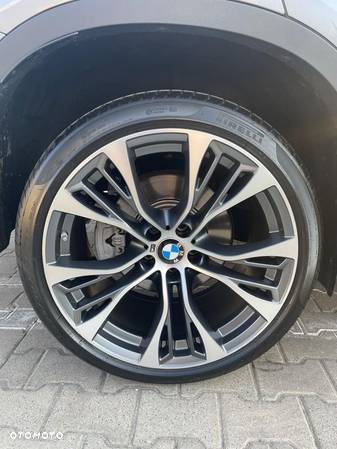 BMW X6 xDrive40d - 10