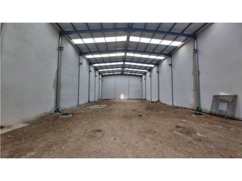 Armazéns novos na Zona Industrial da Carriça - Grande imagem: 4/10