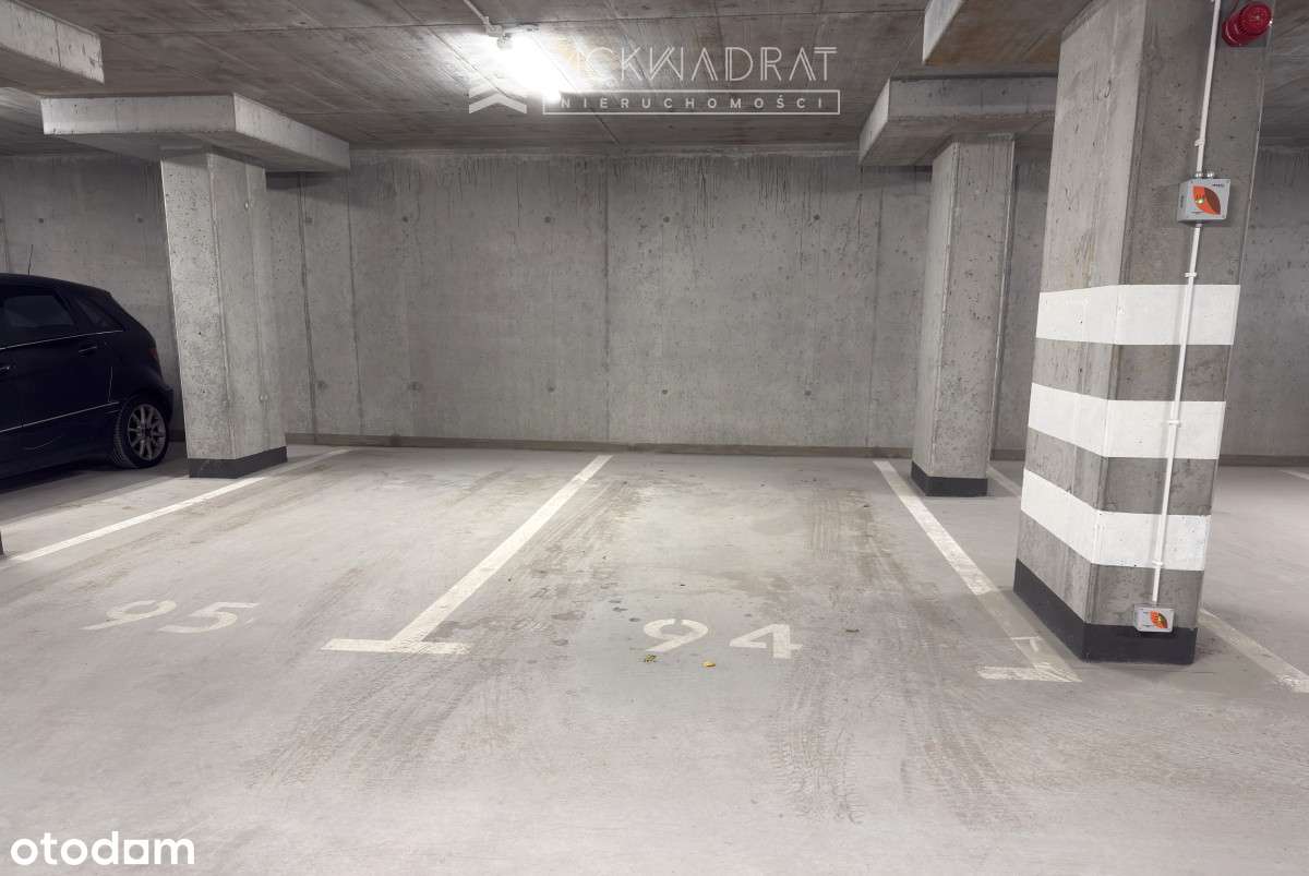 Centrum apartamentowiec 2 pokoje 37 m2, parking-12