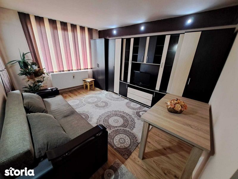De vânzare apartament cu 2 camere in Marghita, zona centrală, mobilat