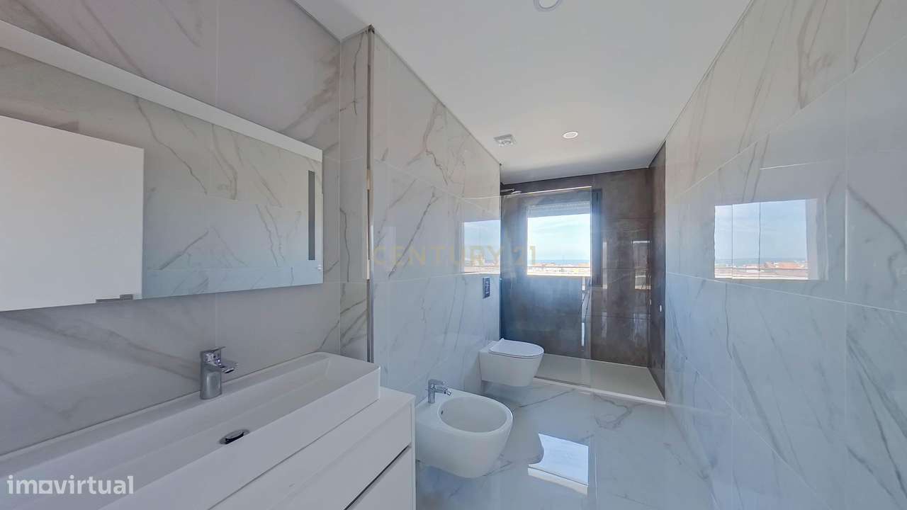 T3 Recuado com 2 terraços (1 vista mar) e Box 2 carros em Espinho - Grande imagem: 4/60