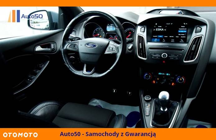 Ford Focus 2.3 EcoBoost RS - 32