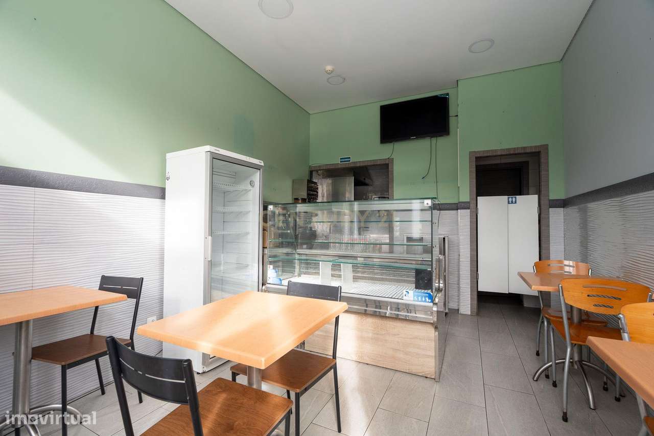 Arrenda-se Loja com Negócio de Café - OPTIMO INVESTIMENTO - Grande imagem: 4/10