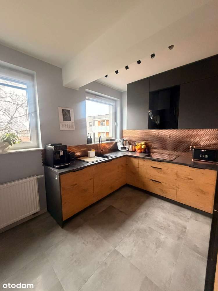 Mieszkanie 3-pokojowe 70.4m z windą w centrum - Pełny obrazek: 3/15