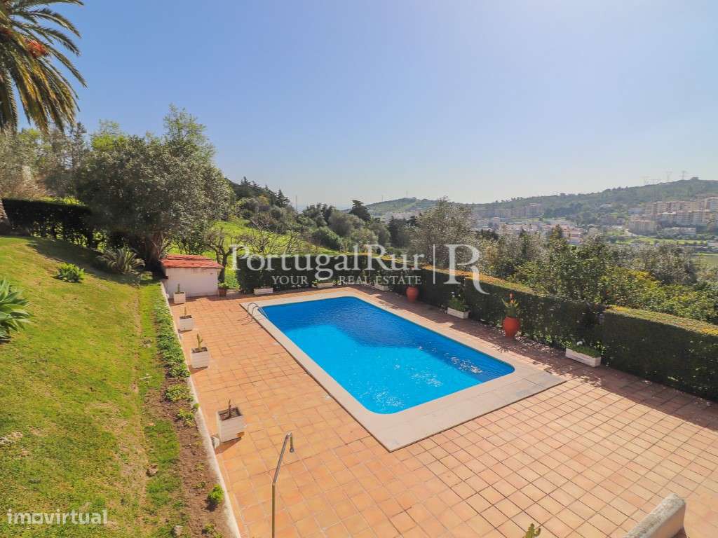 Quintinha com várias habitações em Vila Franca de Xira-57