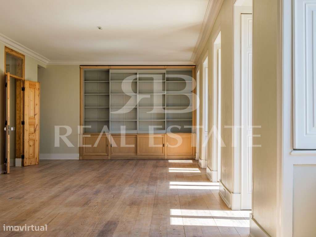 Fabuloso T3+2 com TERRAÇO + VISTA no PRINCIPE REAL - coração de Lisboa-7