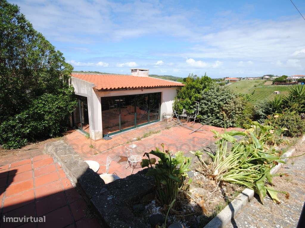 Moradia T5 em Lote Urbano de 5.135m2-15