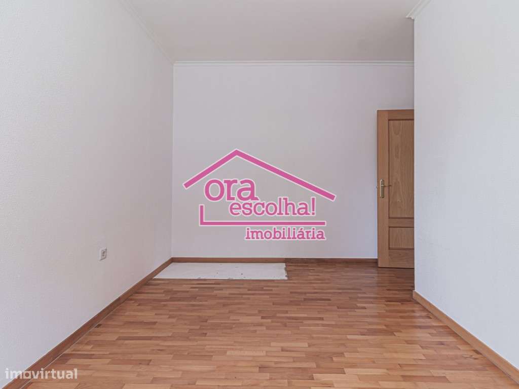 Apartamento T3 de 2001 Remodelado com Suíte, 113 m2 de área bruta p...-14
