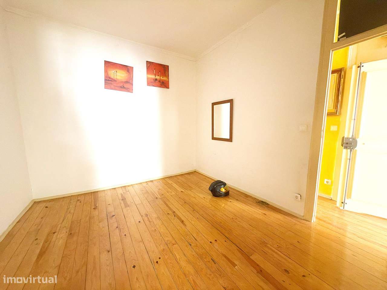 T3+1 Duplex em Edifício Recuperado!-12