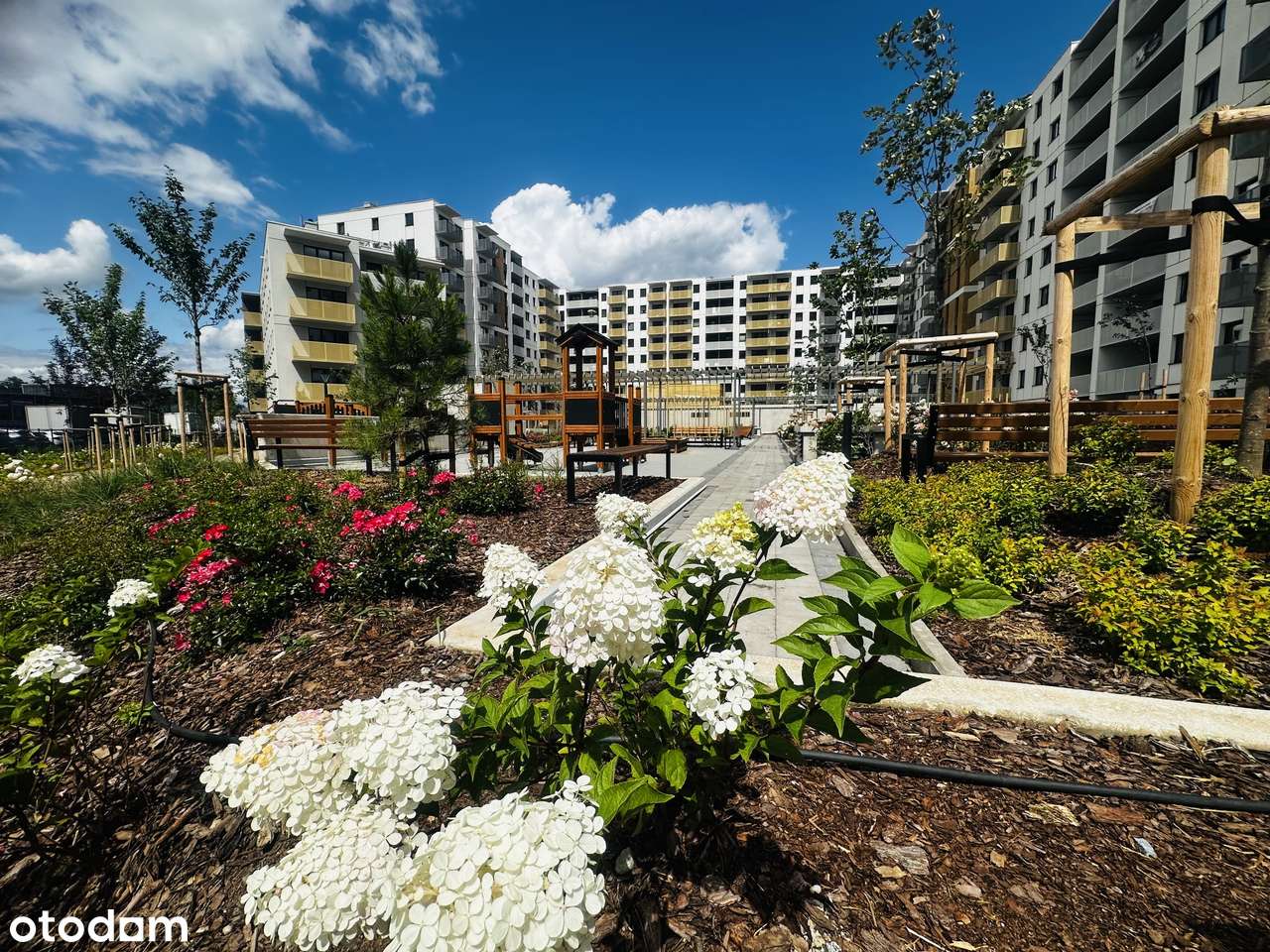 Mieszkanie, 2 pok. – BEZ PROWIZJI!  Piękny APARTAMENT + MP W-w Krzyki obok PARKI, MPK, PKP!