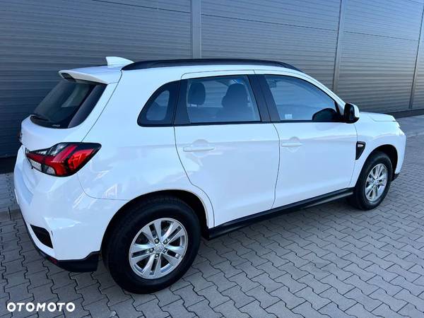 Mitsubishi ASX 2.0 Invite 4WD CVT - 9