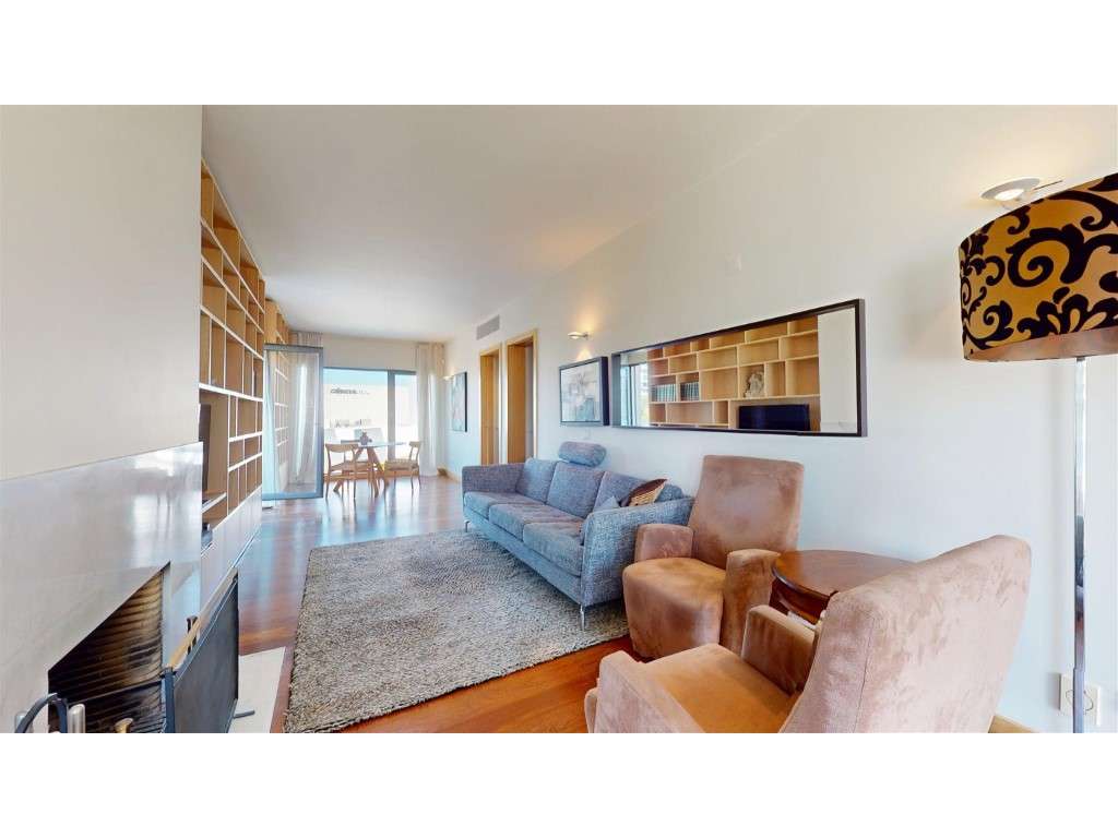 Apartamento Duplex T3+1 Terraço - Grande imagem: 3/29