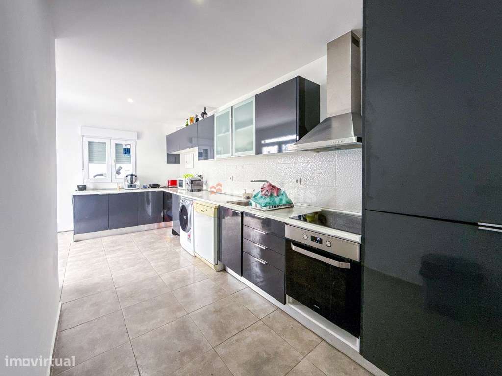 Moradia T2+1remodelada com terraço/ Chainça- Abrantes - Grande imagem: 4/25