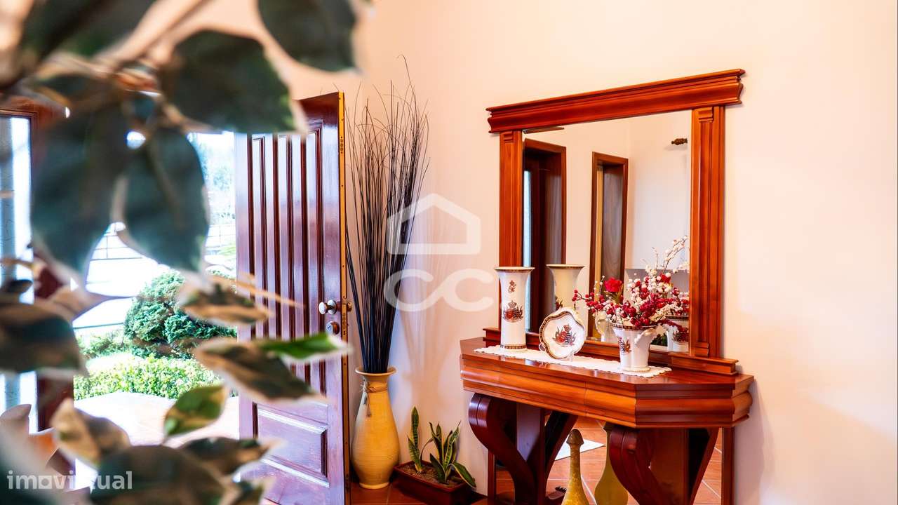 Moradia Individual V3+1 no Centro de Pevidém-3