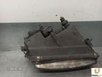 FAROL ESQUERDO VOLKSWAGEN PASSAT 1998 -3B0941017K - 4