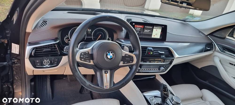BMW Seria 5 520d xDrive Luxury Line - 20