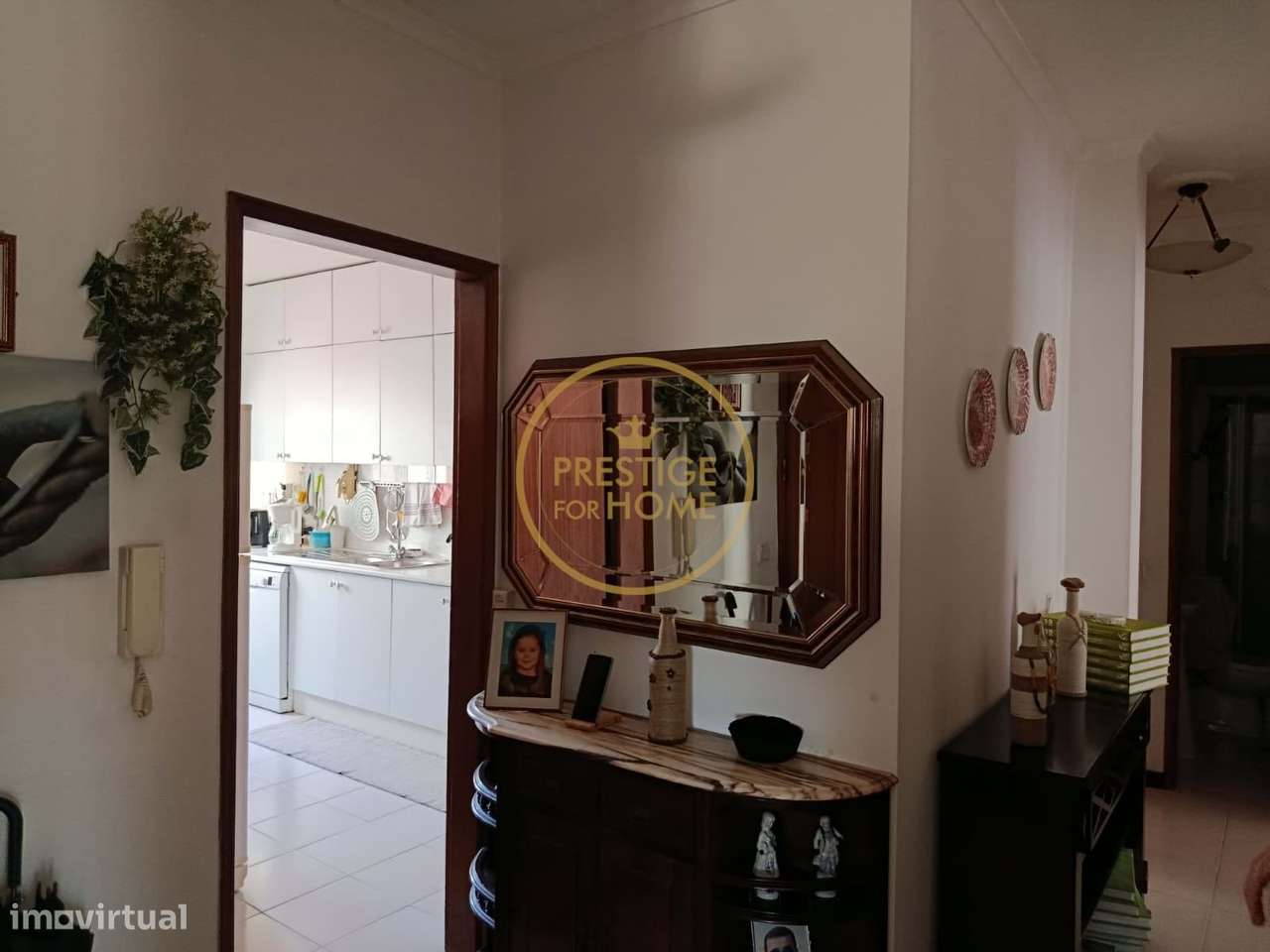 Apartamento T3 com garagem no centro de Loulé-5