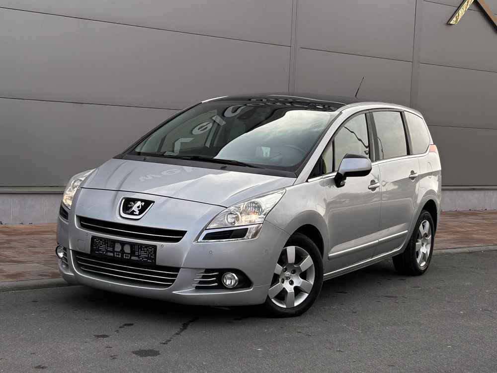 Peugeot 5008 I (2009-2017) HDI FAP 150 Family Plus 2011