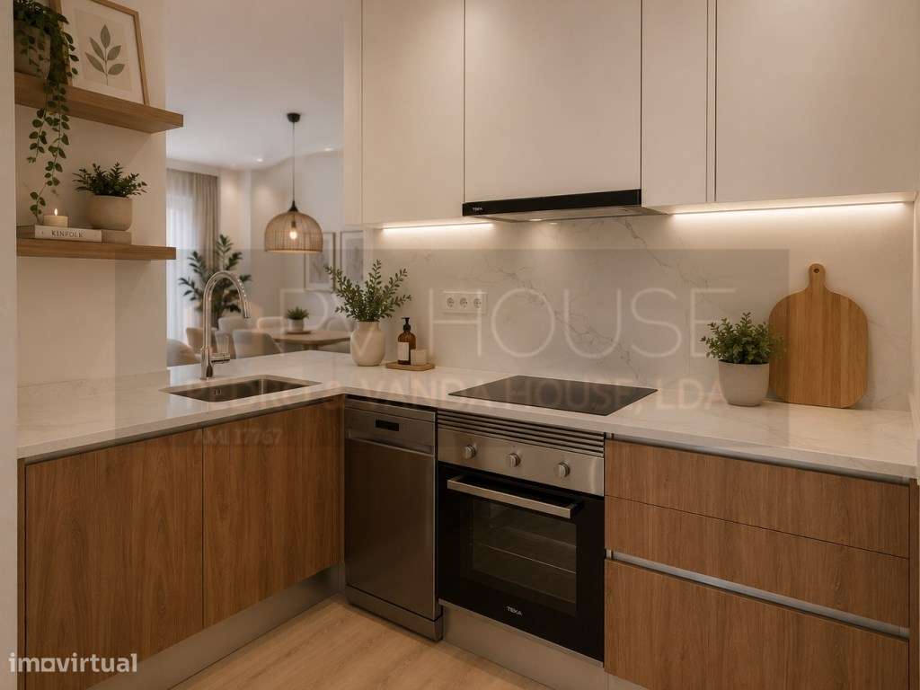 T4 Totalmente Remodelado com Suite e Cozinha Equipada | Rio de Mouro-10