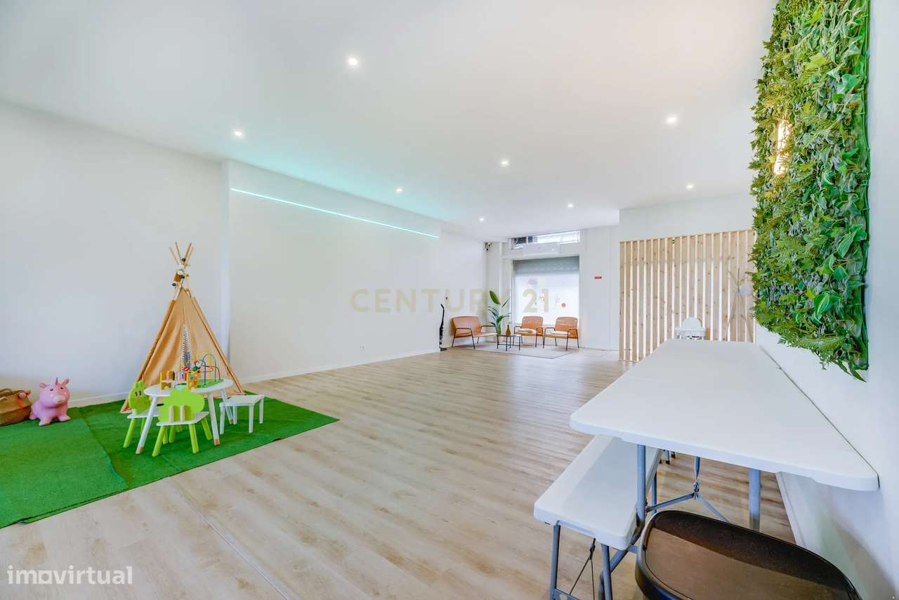 Oportunidade única para adquirir uma loja totalmente remodelada em Lis-10