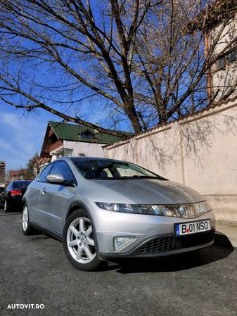 Honda Civic 1.8 Automatic Sport - 2