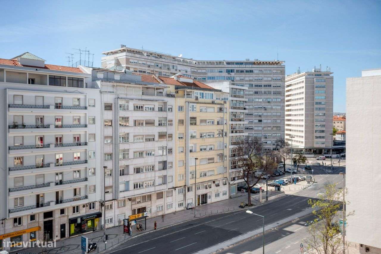 Furnished Apartment in Alvalade w/ Balcony - Grande imagem: 5/25