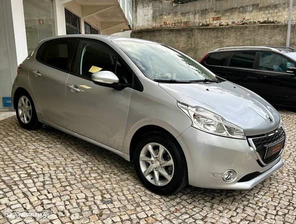 Peugeot 208 1.4 HDi Active - 3