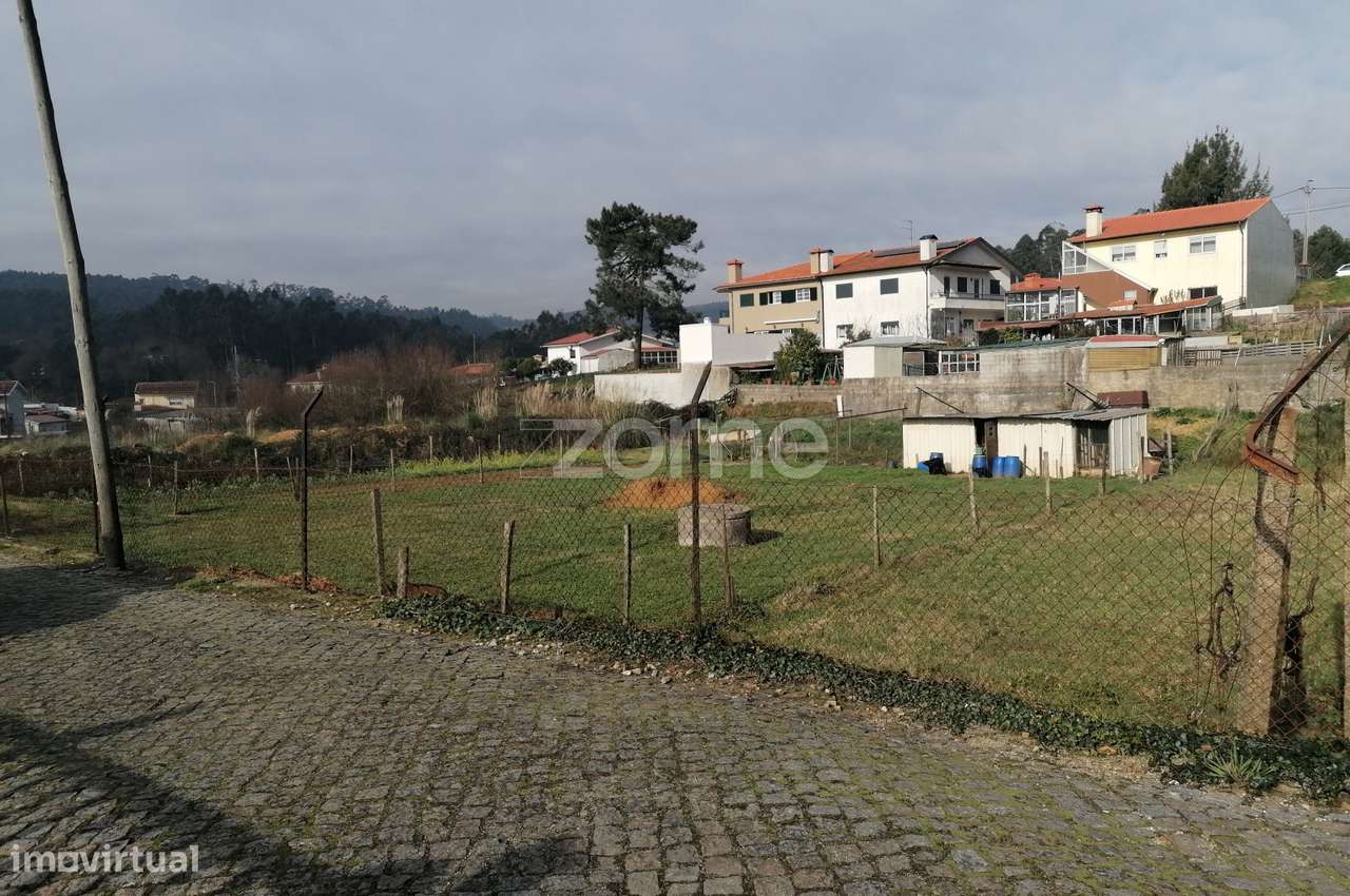 Terreno Urbano com 698 M2 em Alvarelhos, Trofa - Grande imagem: 4/16