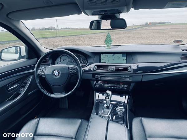 BMW Seria 5 520d Touring - 11