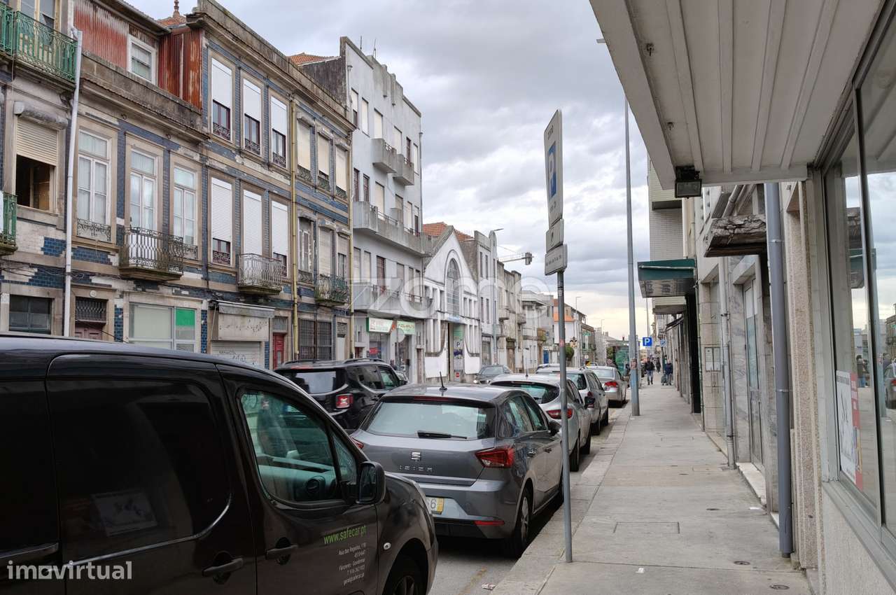 Trespasse de Café no Porto com Alto Potencial de Crescimento - Grande imagem: 3/16
