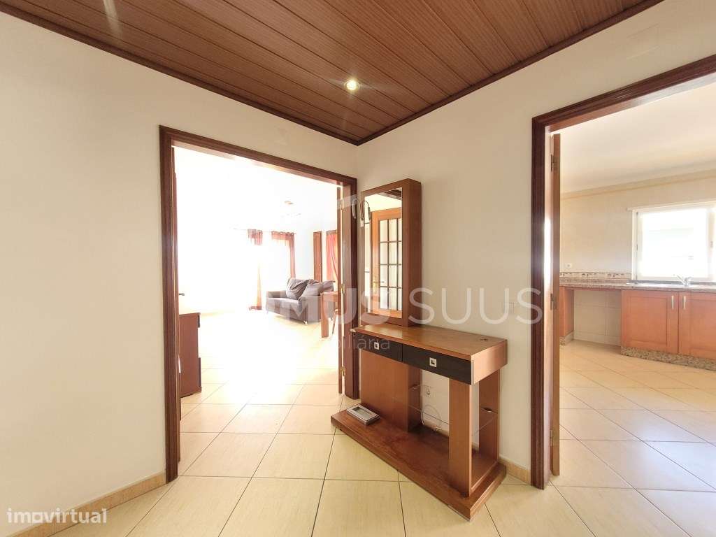 Apartamento T3 em ótimo estado-9