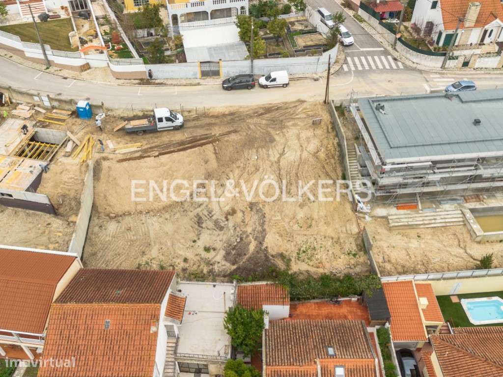 Terreno Urbano - As Quintinhas, Charneca de Caparica - Grande imagem: 5/29