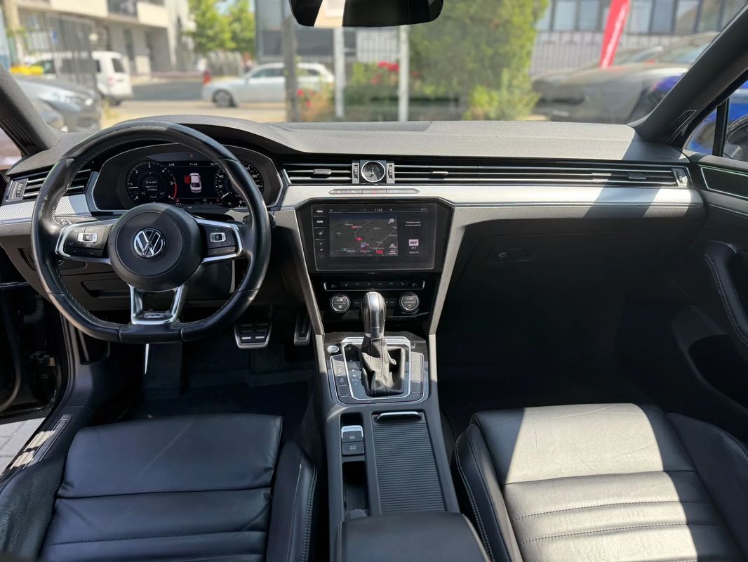 Volkswagen Passat 2.0 TDI DSG R Executive - 6