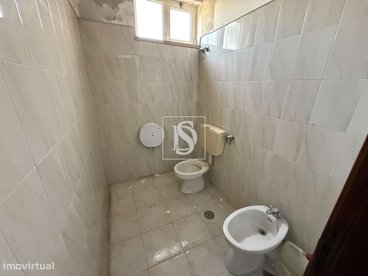 Residencial com 7 suites e Restauração - Grande imagem: 5/43