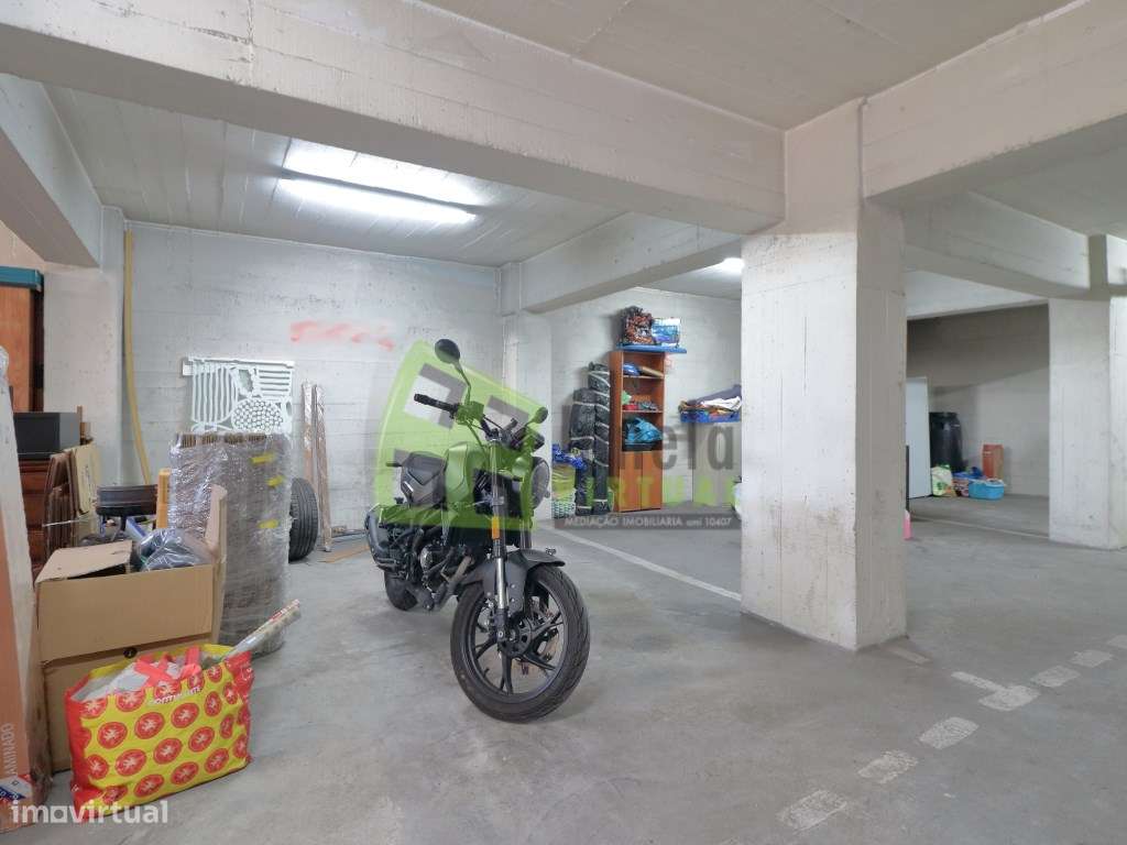 Apartamento T2 com Parqueamento | Vila Chã | Barreiro-19