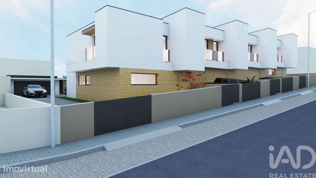 Casa / Villa T3 em Arões (São Romão) de 208,00 m2 - Grande imagem: 4/9