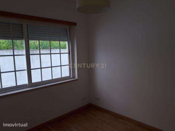 Moradia T2 á Graça Remodelada com Logradouro - Grande imagem: 5/17