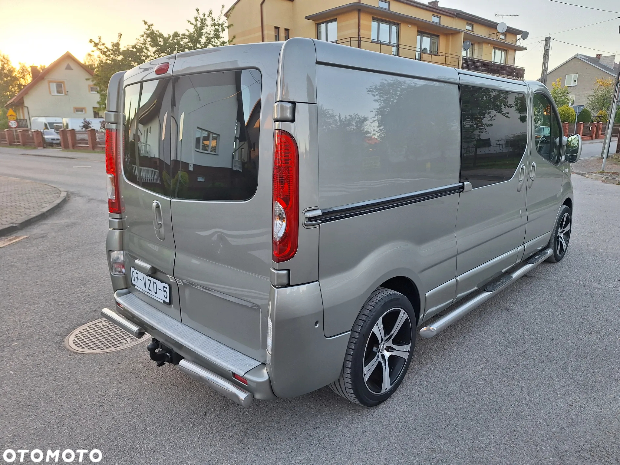 Renault Trafic - 11